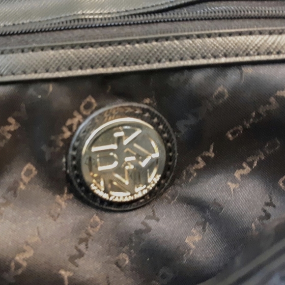 Donna Karan DKNY quilted rosette leather bag purse - Picture 3 of 6